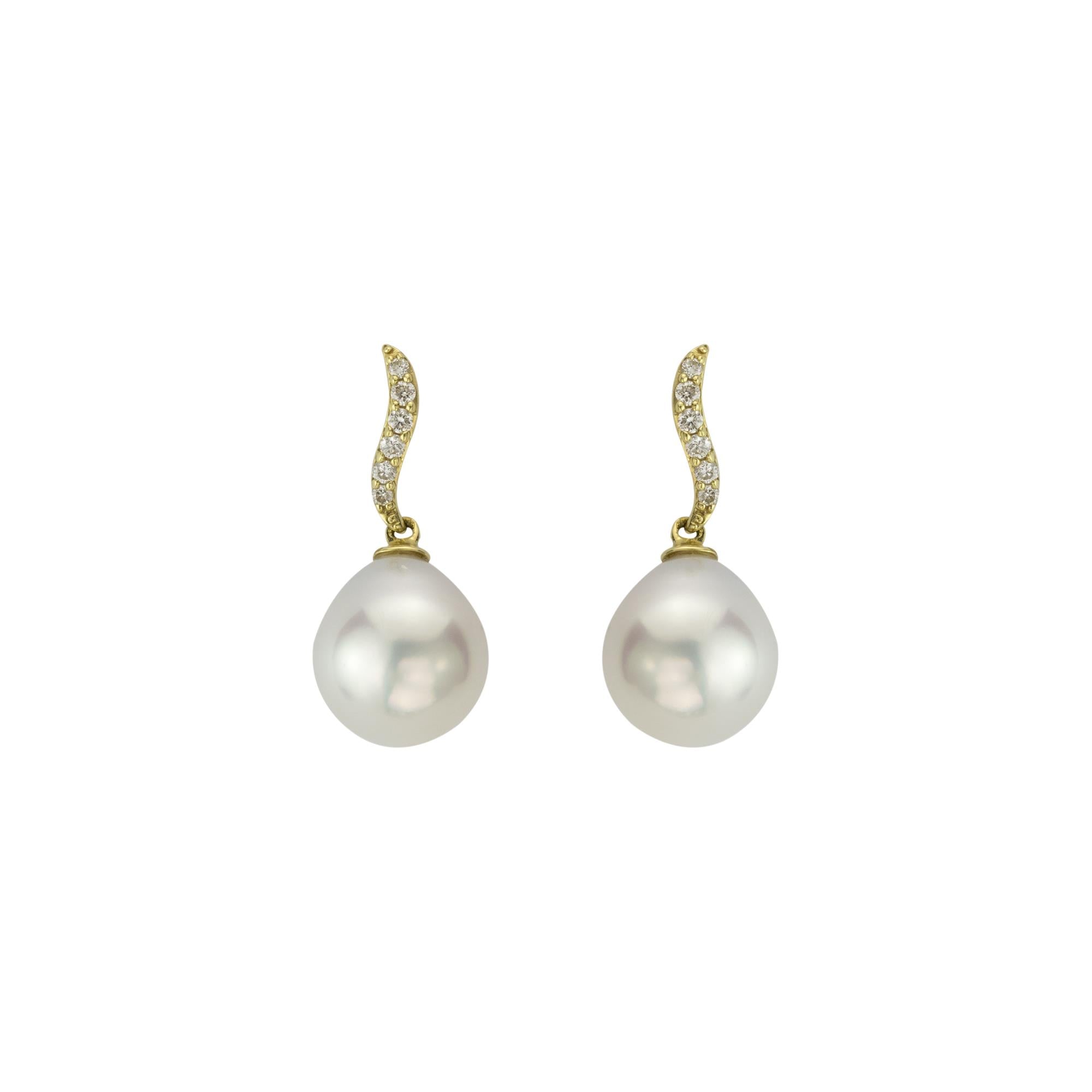 18ct Yellow Gold Diamond & Pearl Drop Earrings